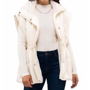 Blu Pepper Cream Quilted Drawstring Waist Vest. Worn once. Cleaned.